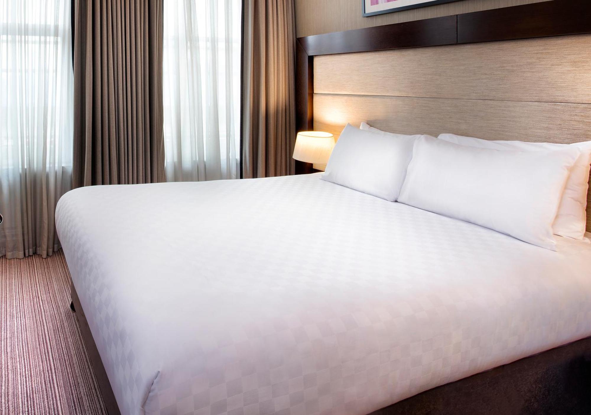 Leonardo Hotel Cardiff Quarto foto
